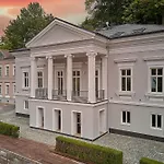 Hotel Patriot Boutique 4*