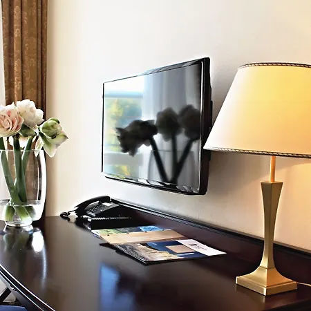 Patriot Boutique Hotel