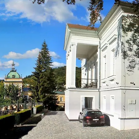 Gourmet Patriot Hotel 4*
