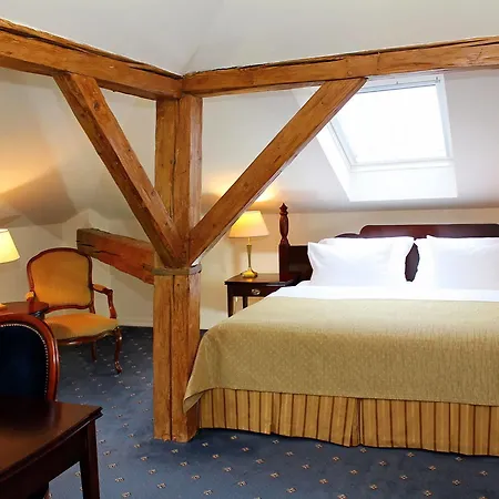 Gourmet Patriot Hotel 4*